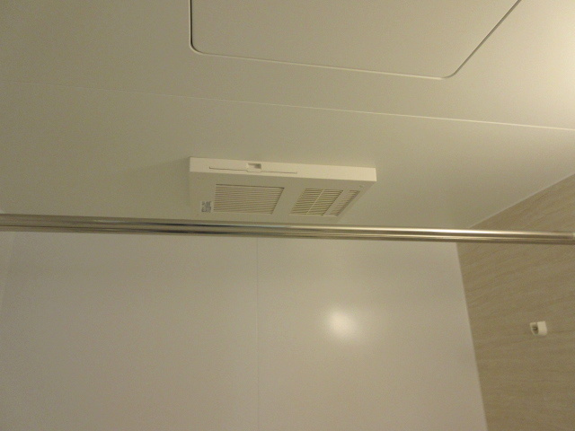 ＣＲＥＡＲＨＯＵＳＥの設備|★いつでも洗濯できます★浴室乾燥機機能付き★