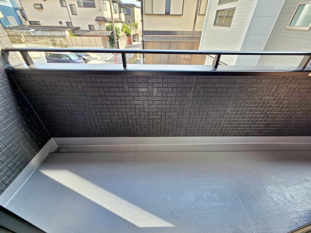 【バルコニー】 | 東海市加木屋町鎌吉良根　1号棟【仲介手数料0円】