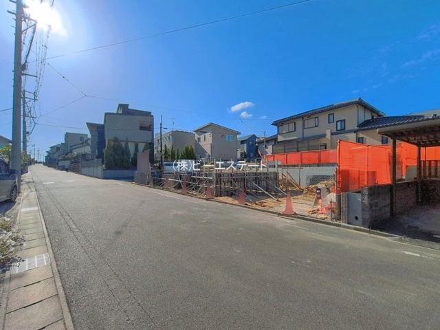 【前面道路含む現地写真】 | 東海市加木屋町鎌吉良根　1号棟【仲介手数料0円】