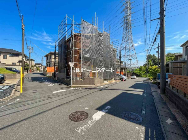 【前面道路含む現地写真】 | 東海市加木屋町鎌吉良根　1号棟【仲介手数料0円】