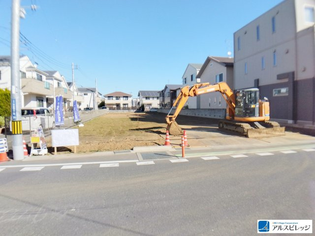 土地/志木市中宗岡５丁目　全５区画の前面道路含む現地写真