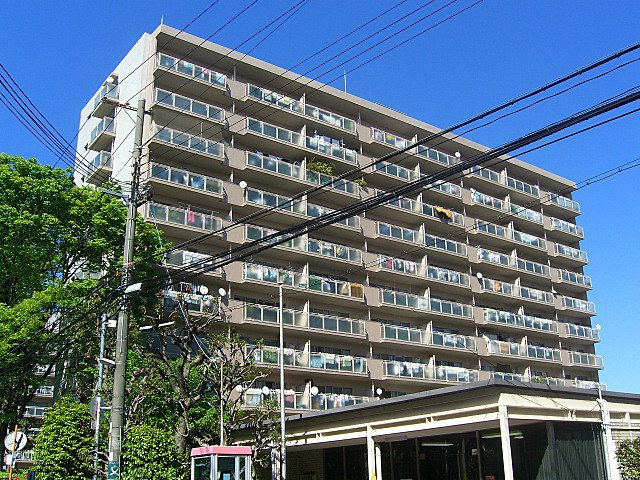 シーアイハイツ南千里C棟の外観