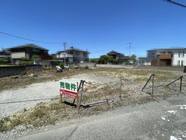 高崎市寺尾町　土地1700の前面道路含む現地写真