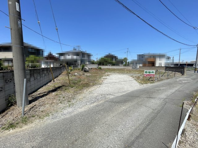 高崎市寺尾町　土地1700の前面道路含む現地写真