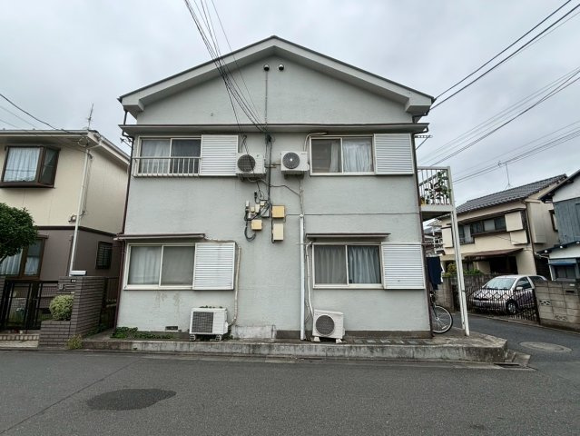 世田谷区鎌田　一棟アパートの外観