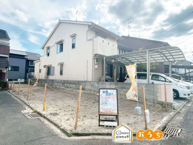 紫竹上竹殿町　建築条件付土地　新築参考Bプラン　の前面道路含む現地写真|【開放感のある角地！】ご購入までの流れ、住宅ローンのこと、保険のこと、ひとりひとりのお客様のライフプランに合ったご提案をいたします！現地（2026年５月）撮影
