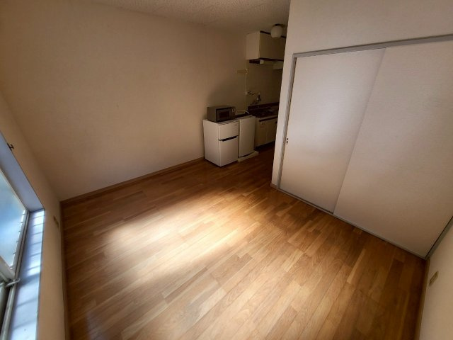 【寝室】