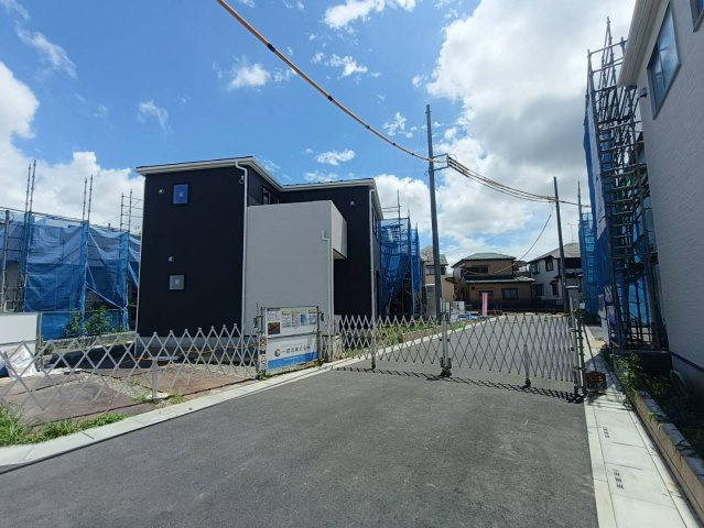 北葛飾郡松伏町松伏　松伏　新築戸建　全9棟の前面道路含む現地写真|前面道路含む現地写真です