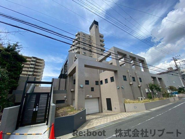 西船橋スクエアガーデンの外観