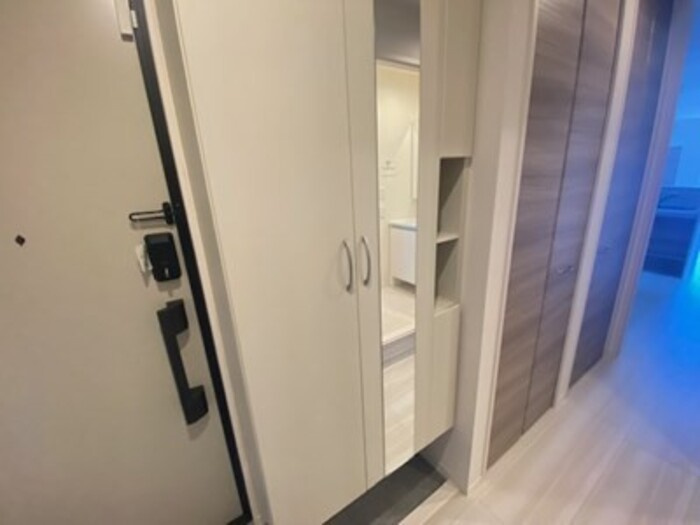 D-room塚口本町の玄関