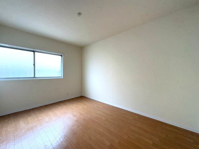 はびきの4丁目戸建の寝室