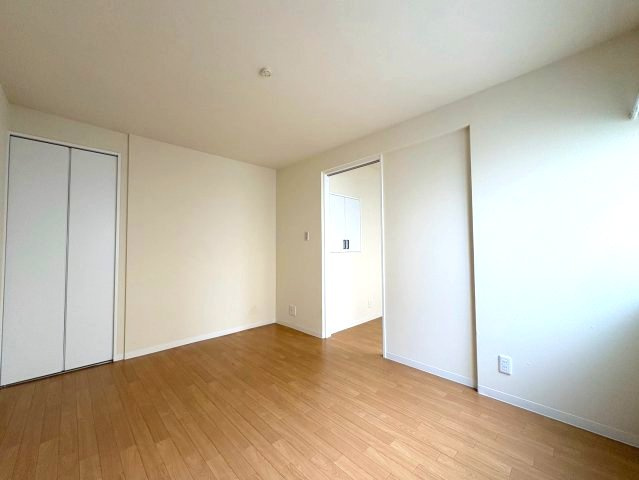 はびきの4丁目戸建の洋室