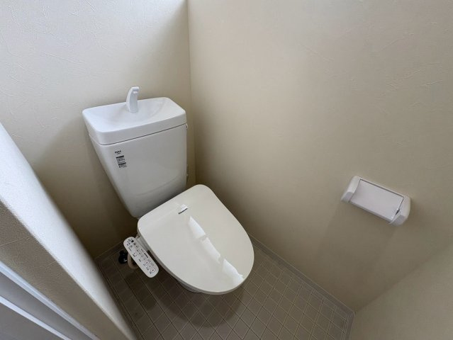 はびきの4丁目戸建のトイレ