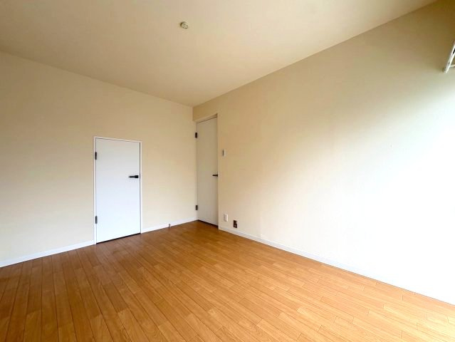 はびきの4丁目戸建の洋室