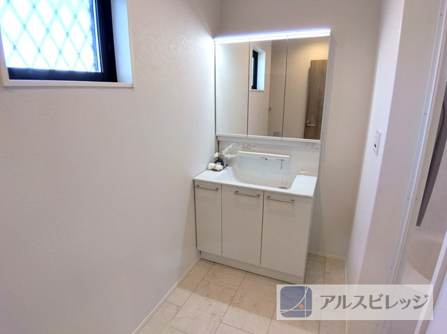 中古／志木市幸町2丁目の独立洗面台|ワイドに使える洗面台
