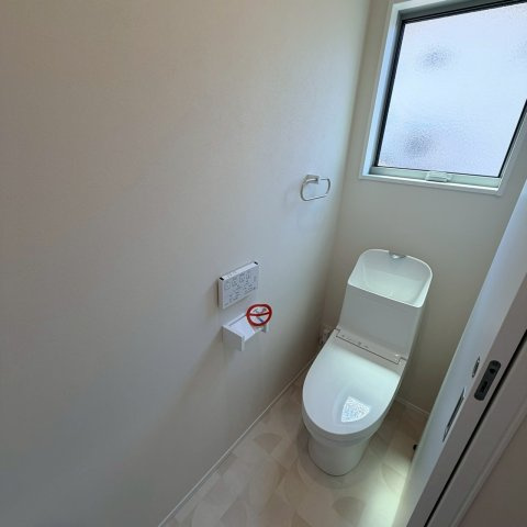 ☆選べる家具プレゼント☆空港通７丁目　新築戸建　3LDKのトイレ
