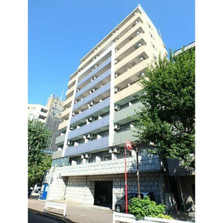 【外観】 | 鉄筋コンクリート造のがっちりとした建物。