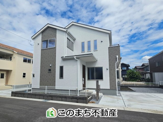 LiveleGarden.S下野市上大領の外観|建物完成につき内覧可能です！
飽きのこないシンプルな外観と
閑静な住宅街は永住の地にピッタリです♪