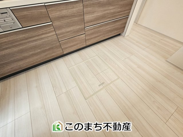 LiveleGarden.S下野市上大領の収納|同社施工物件の写真です。※建具やフローリング、その他仕様が違う場合がございます。