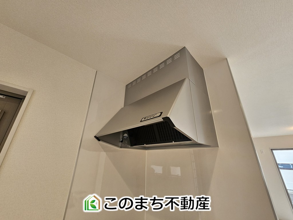 LiveleGarden.S下野市上大領のキッチン|お料理の匂いもスッキリ♪シンプルデザインで掃除も簡単‼