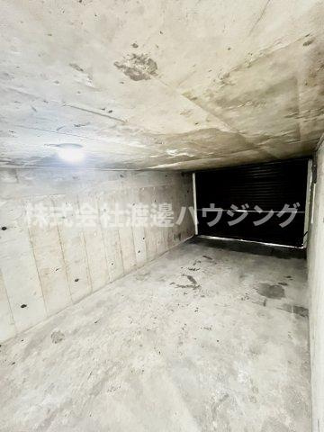 門真市堂山町一戸建の駐車場|高さ制限あり