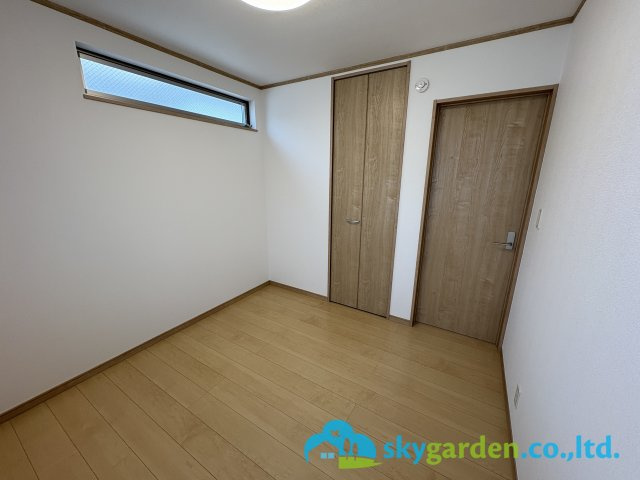 茅ヶ崎市甘沼　中古戸建の子供部屋|使い勝手のいい洋室です