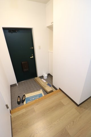【玄関】