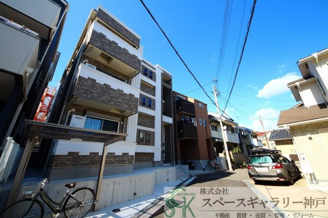 Villa Chaton 高丸の外観