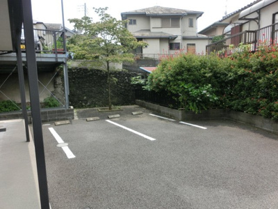 【駐車場】 | フローラハイム | フローラハイム　駐車場
