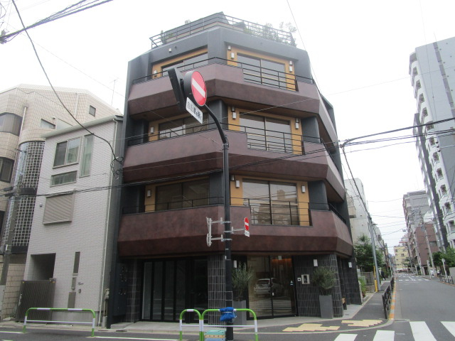 文京区千石４丁目のビル