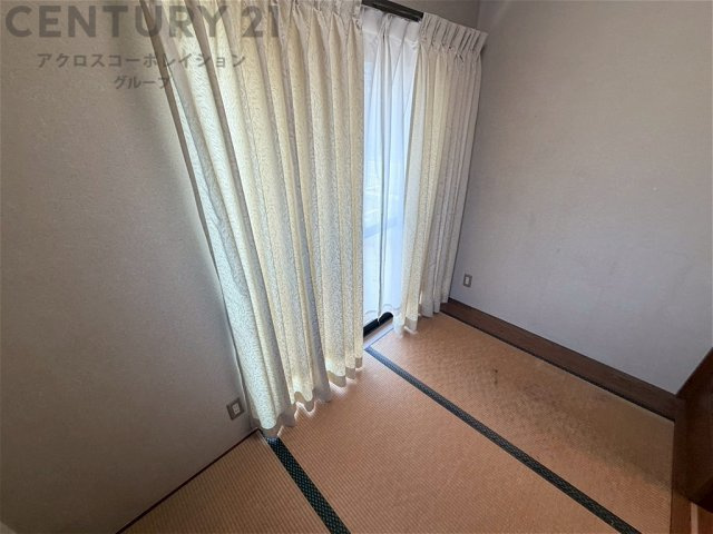 和室、ちょっとしたくつろぎスペースにいかがでしょうか