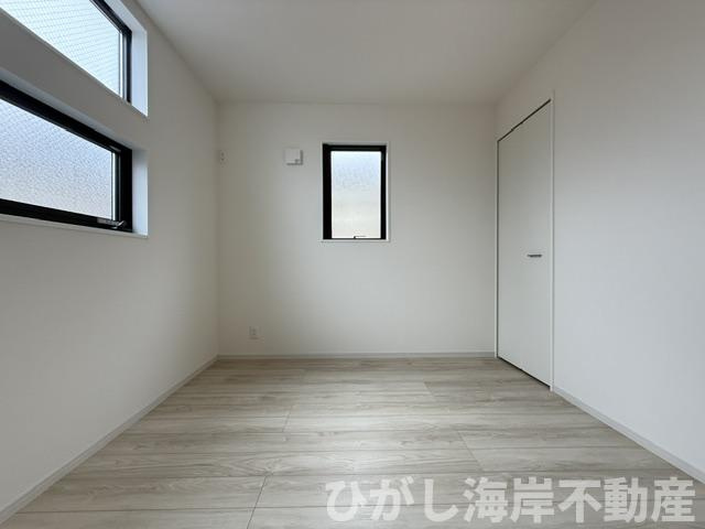 平塚市平塚2丁目  　新築戸建　全２棟の子供部屋|5.2帖　洋室
