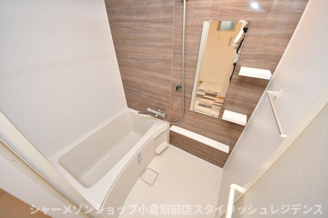 THE APARTMENT 開の浴室