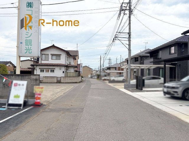古河市関戸第1　新築戸建て　1号棟の前面道路含む現地写真|堂々！建物完成♪実際のお部屋をご見学可能です♪
ご見学が一番の資料！お気軽にお問い合わせ下さい♪