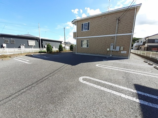 パルティール・弐番館の駐車場|駐車場