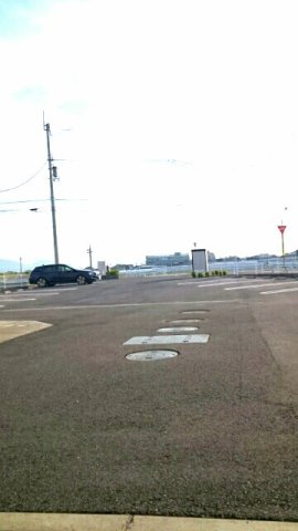 薔薇Ⅱの駐車場|駐車場完備です