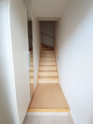 シャン・ヴェール　Ⅰ番館の玄関|毎日通る玄関はこちらです