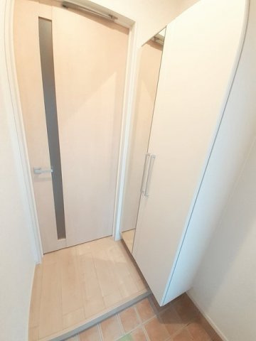 フェリーチェ丸亀の玄関|シンプルで使いやすい玄関です