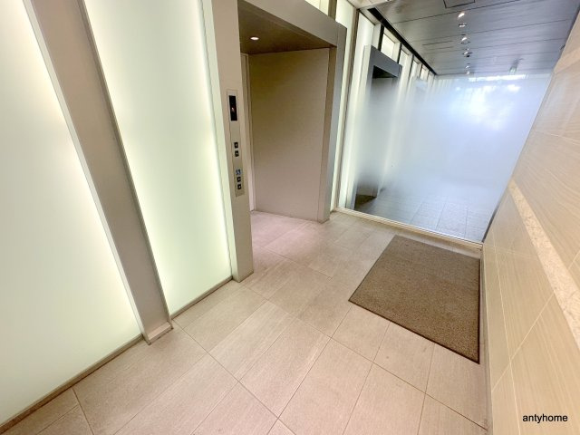 アステリオ北堀江　ザ・メトロタワー　仲介手数料無料のロビー