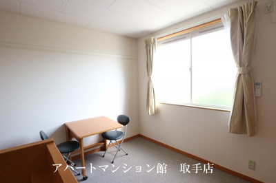 【居間・リビング】 | レオパレスメルベーユ
