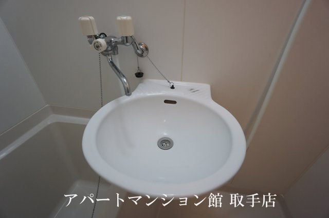 レオパレスロッソピアンコⅢの洗面所|画像7