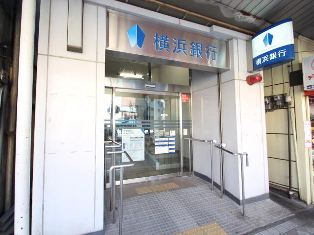 横浜銀行藤棚支店まで948m