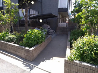 【エントランス】