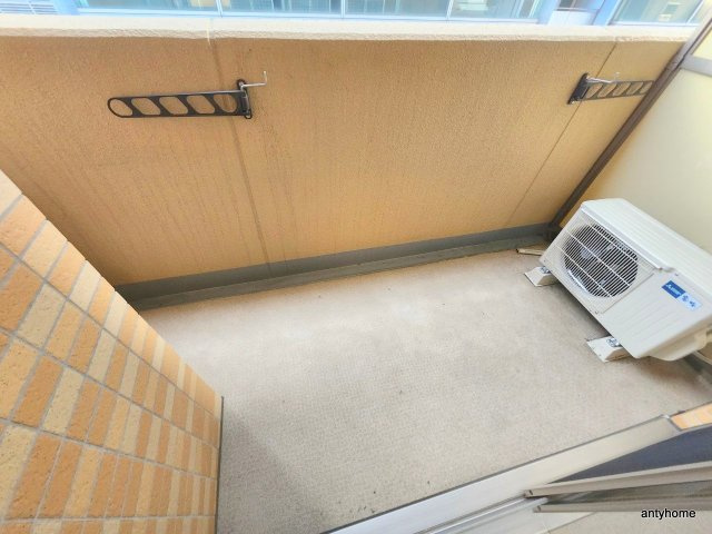 クラウンハイム北心斎橋フラワーコート　仲介手数料無料のバルコニー