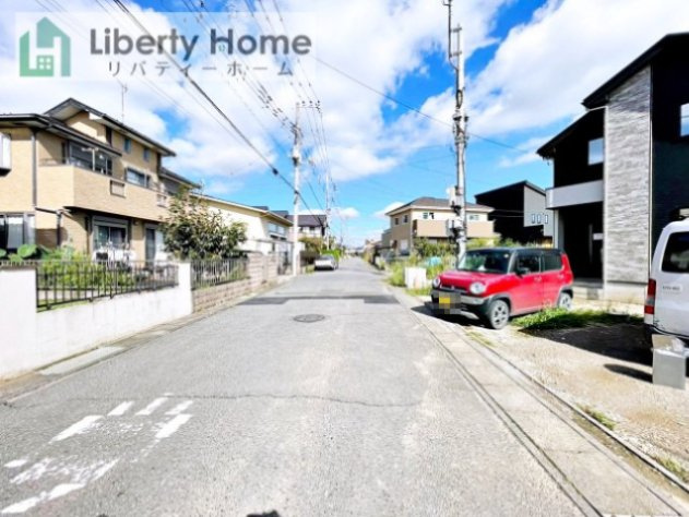取手市井野8期　新築戸建　2号棟の前面道路含む現地写真