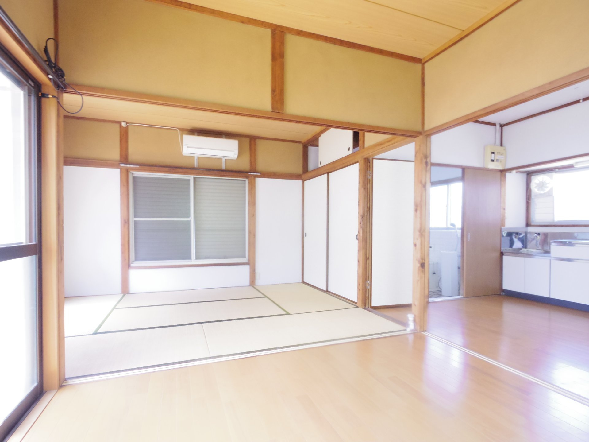 下里貸家の居間・リビング