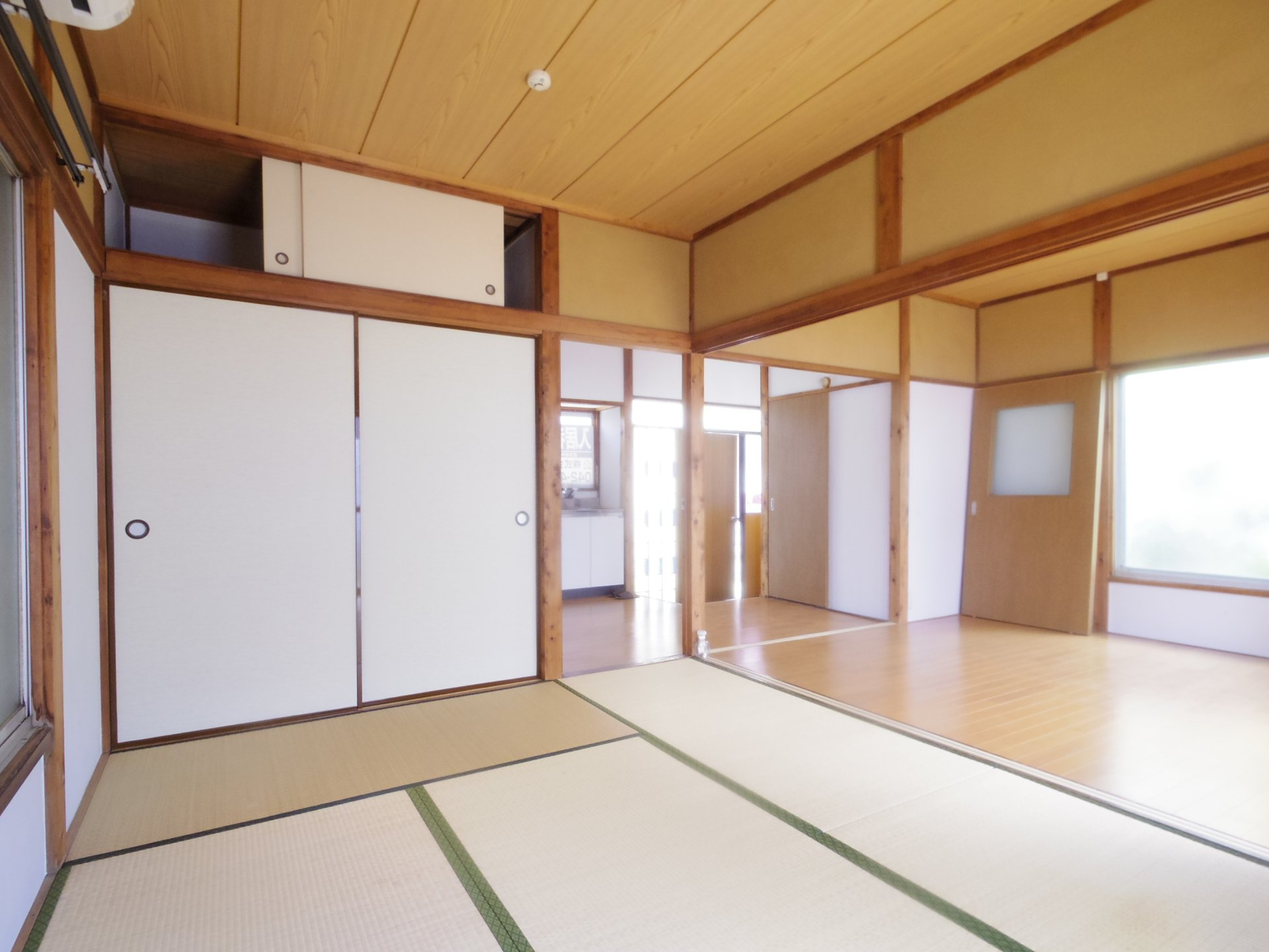 下里貸家の内装