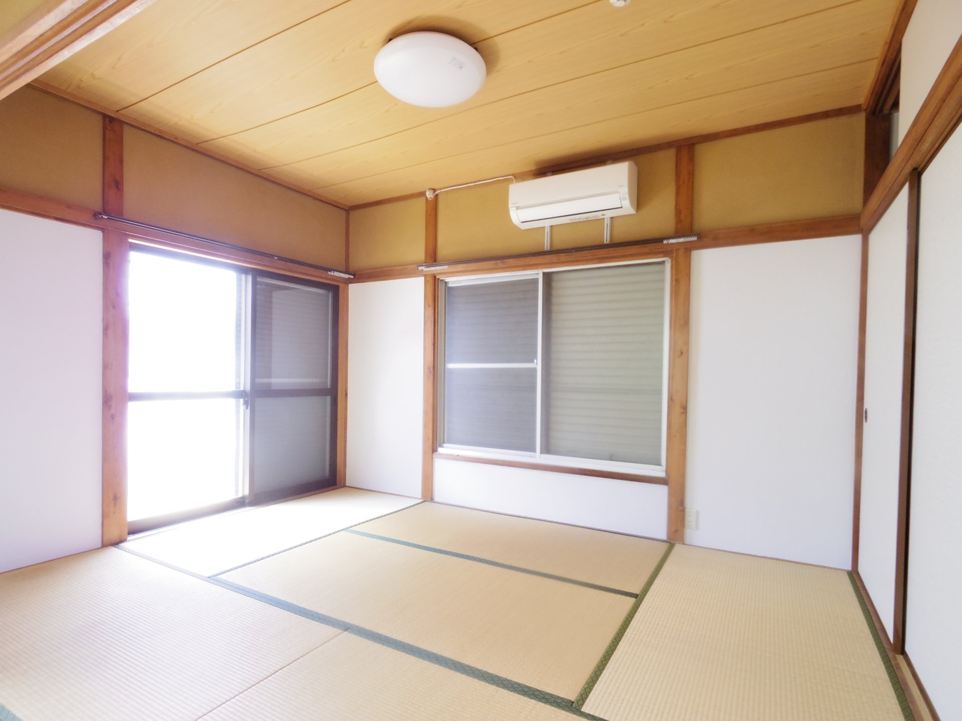 下里貸家の内装
