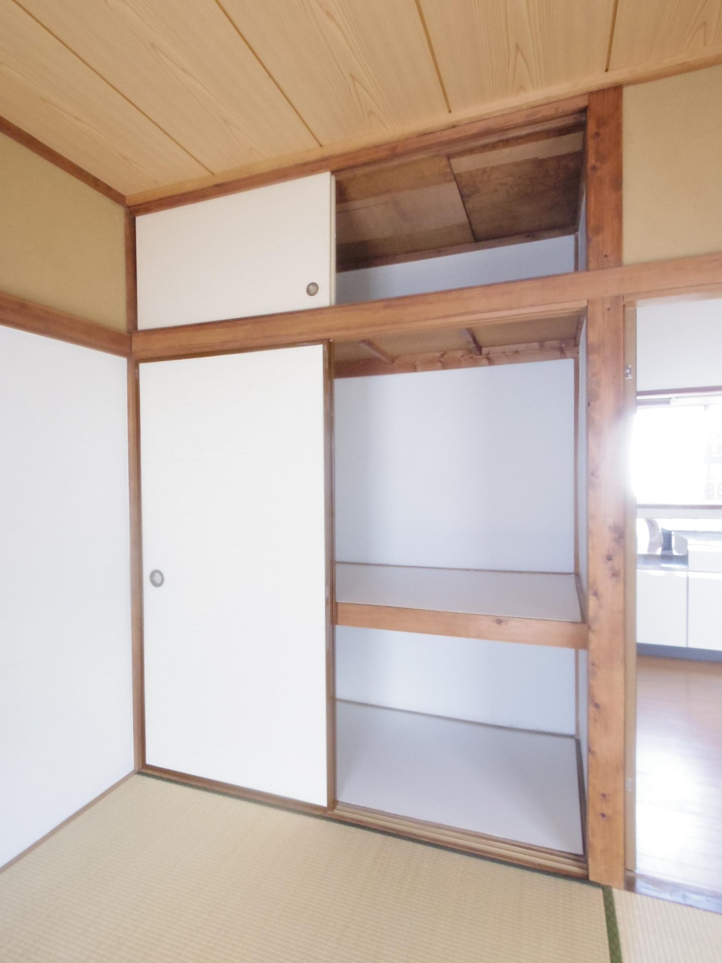 下里貸家の収納