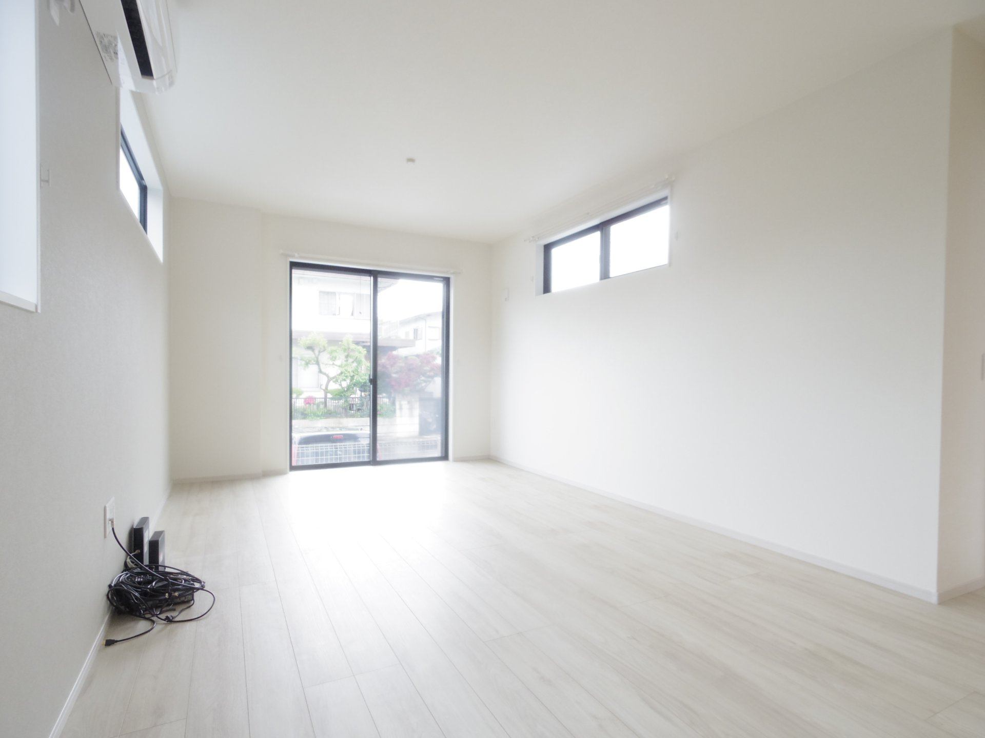 所沢市下安松戸建の居間・リビング
